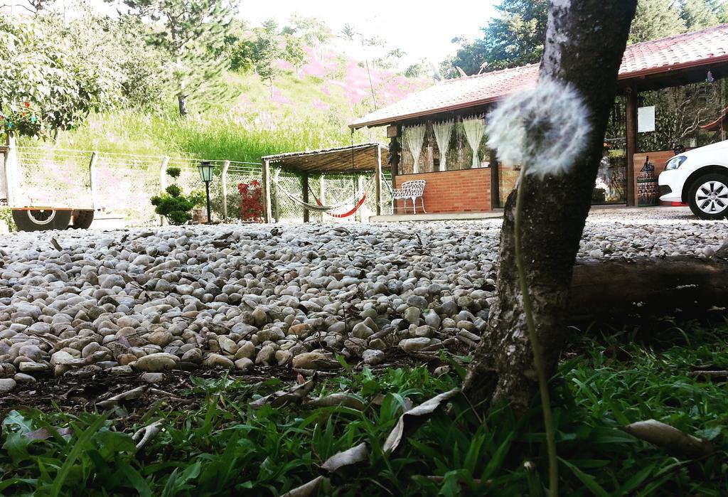 Pousada Andarilhos De Luz Cunha Exterior foto
