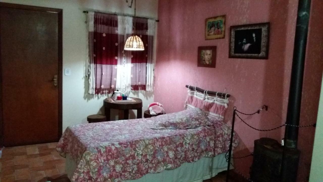 Pousada Andarilhos De Luz Cunha Exterior foto